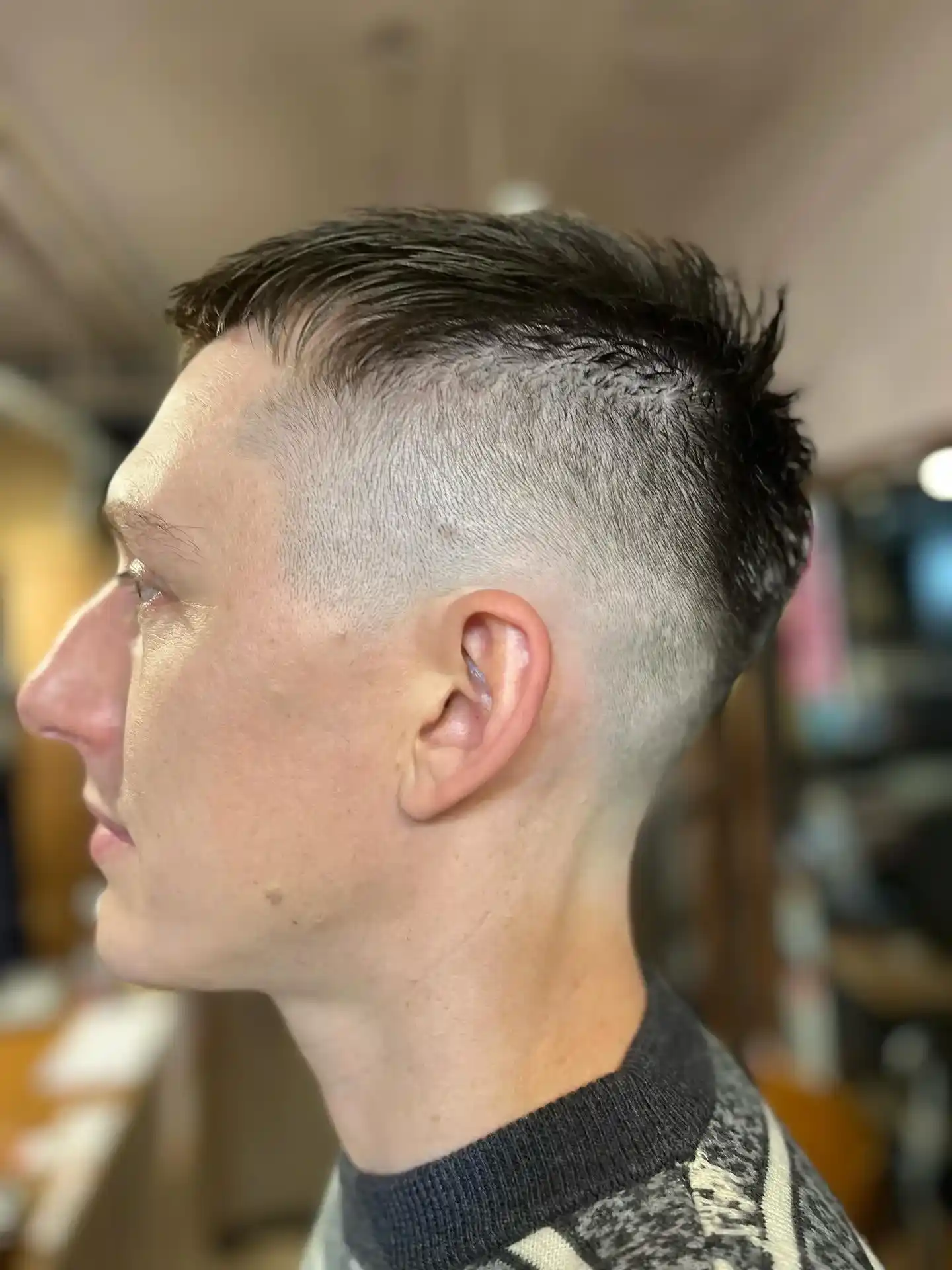 メンズカット・パーマ・シェービング　